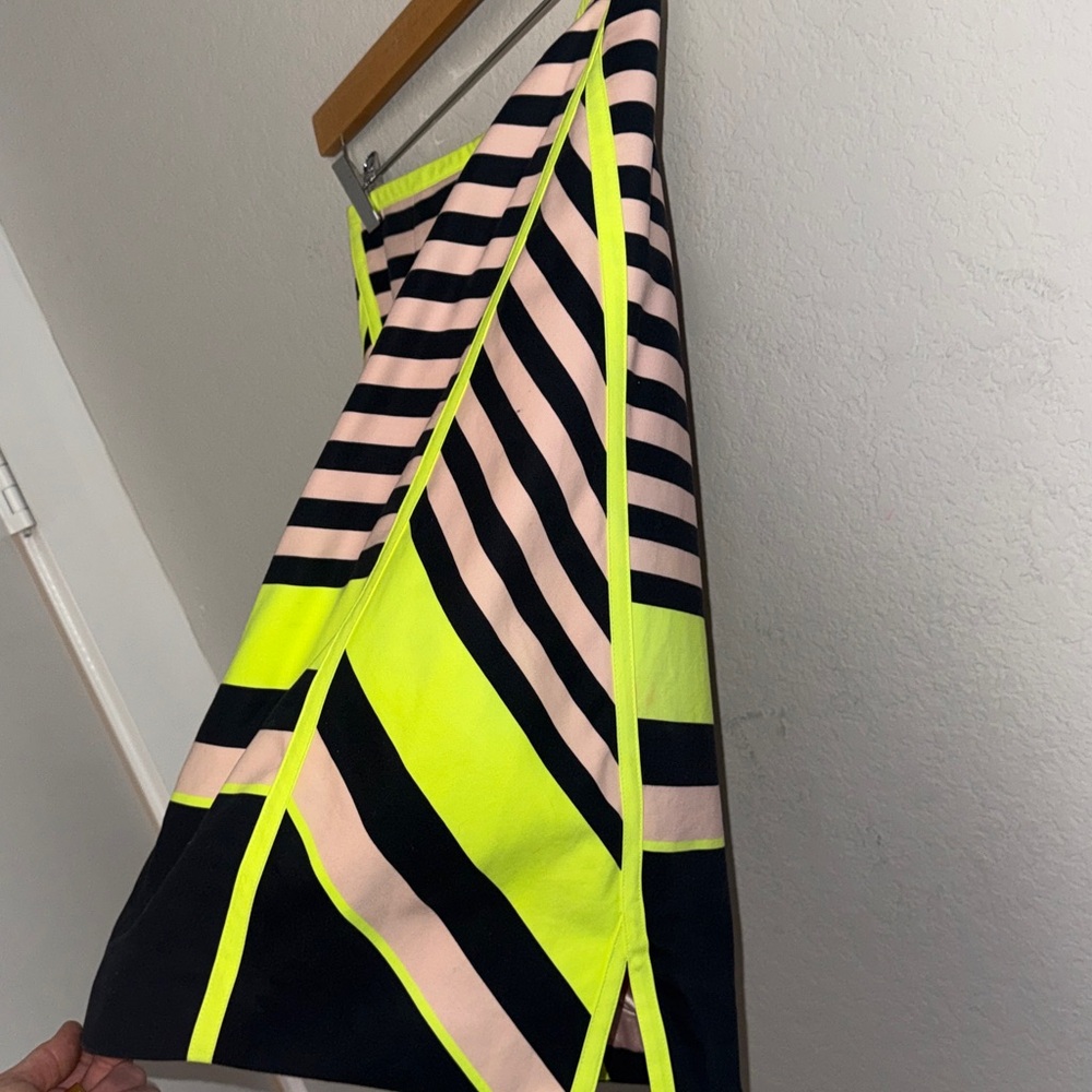 Ted Baker Neon Yellow and Black Striped Pencil Skirt - Picture 8 of 8